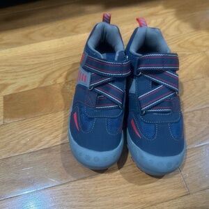 Hiking shoes